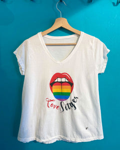 T-shirt cuello pico Love Sitges