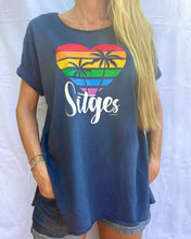 Cargar imagen en el visor de la galería, T-shirt cuello redondo Love Sitges
